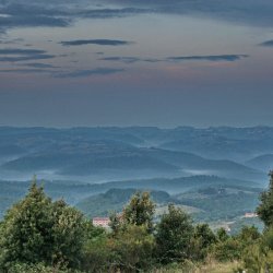 Huegel-Nebel-Toscana