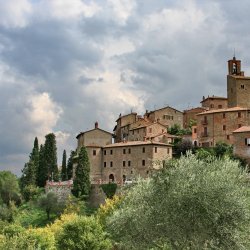 Montepulciano-Stadt-Haeuser