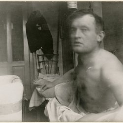 Edvard-Munch-Self-Portrait-a-la-Marat