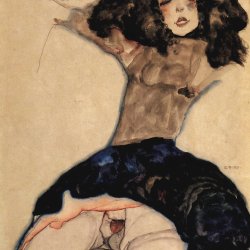 Egon-Schiele-Schwarzhaariges-Maedchen-mit-hochgeschlagenem-Rock