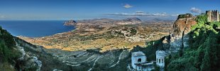 Landschaft-Mittelalterliche-Burg-Erice