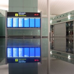 Modern-Flughafen-Terminal