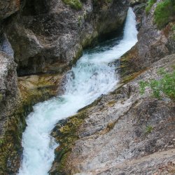 Natuerliches-Wasser