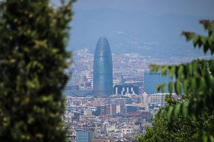 Blick zum TorreAgbar Wandbild