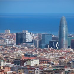 Skyline-mit-Torre-Agbar