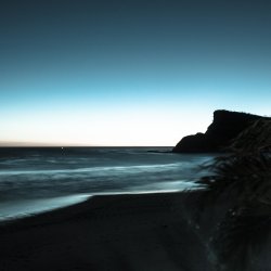 Nachteinbruch-am-Strand