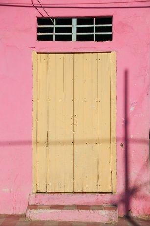 Hauseingang rosa gelb Wandbild