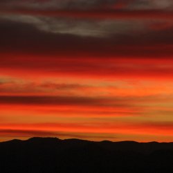 Roter-Wolkenhimmel