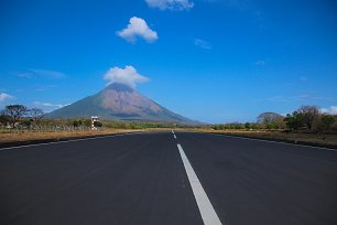 Strasse zum Vulkan Wandbild