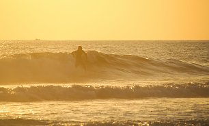 Goldene Surf Szene Wandbild