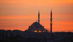 Roter Himmel mit Moschee Wandbild