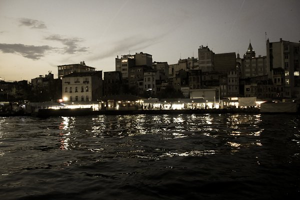 Stadt am Wasser Wandbild