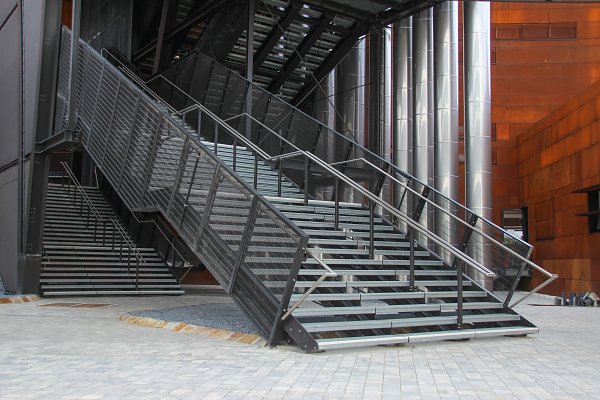 Metall Treppe Wandbild