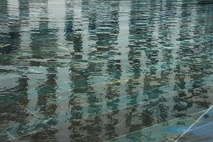 Regennasser Boden Wandbild